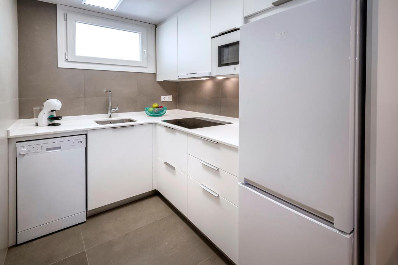 Rentalmar Salou Playa Family Suites & Pool Bagian luar foto